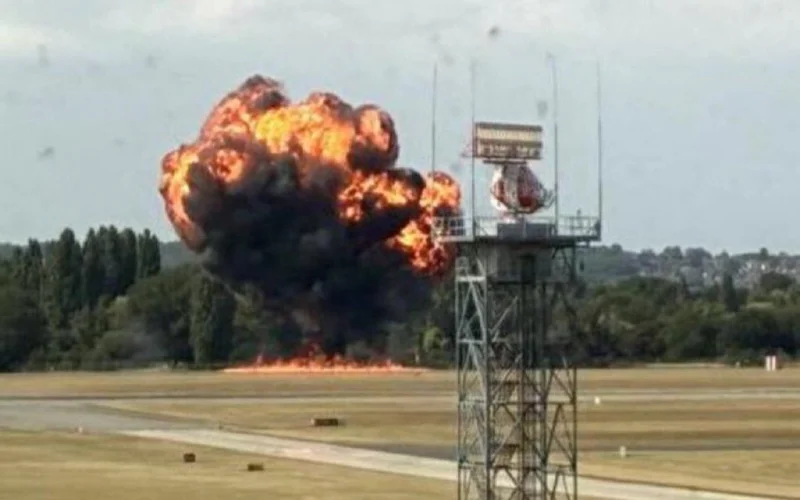 В британском аэропорту «Саутенд» разбился небольшой самолет