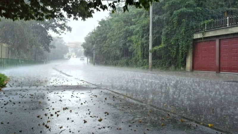 Kazakhstan braces for rain and heat July 15-17