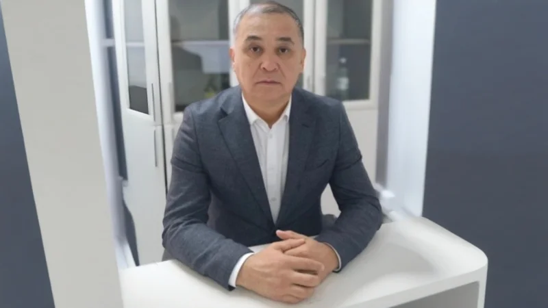 Aqtóbeniń bas sanıtar dárigeri sottaldy