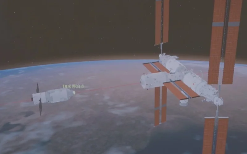Космический корабль «Тяньчжоу-9» состыковался с космической станцией Китая