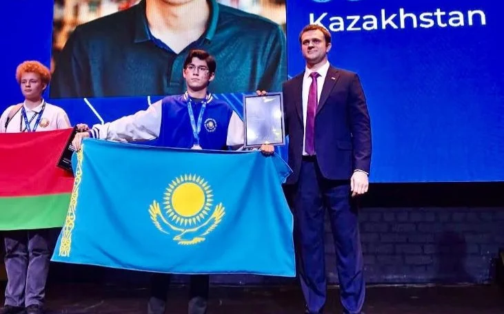 Школьник из Астаны завоевал две медали на международной олимпиаде