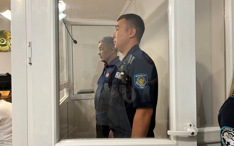 Almaty áýejaıynda kepilge alý isi boıynsha sot úkimi shyqty Almaty áýejaıynda kepilge alý isi boıynsha sot úkimi shyqty