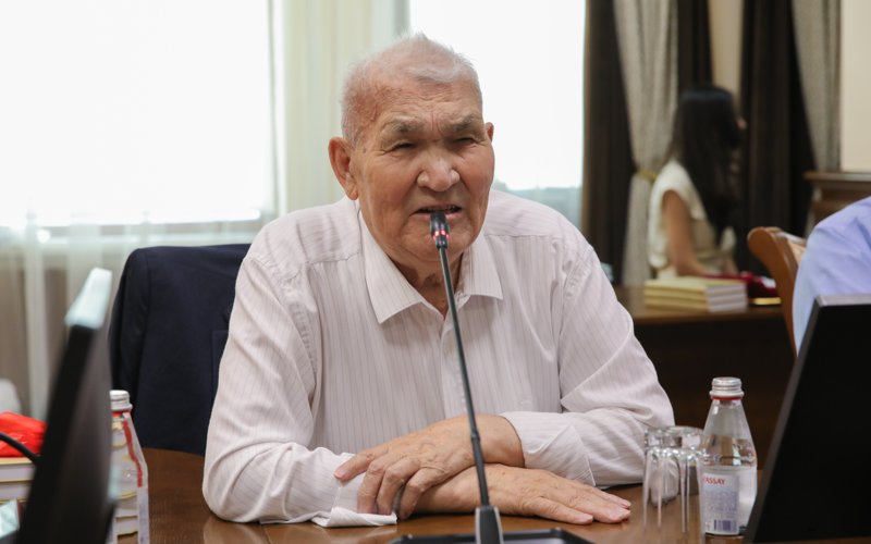 Жандарбек Мәлібеков Елтаңба авторы