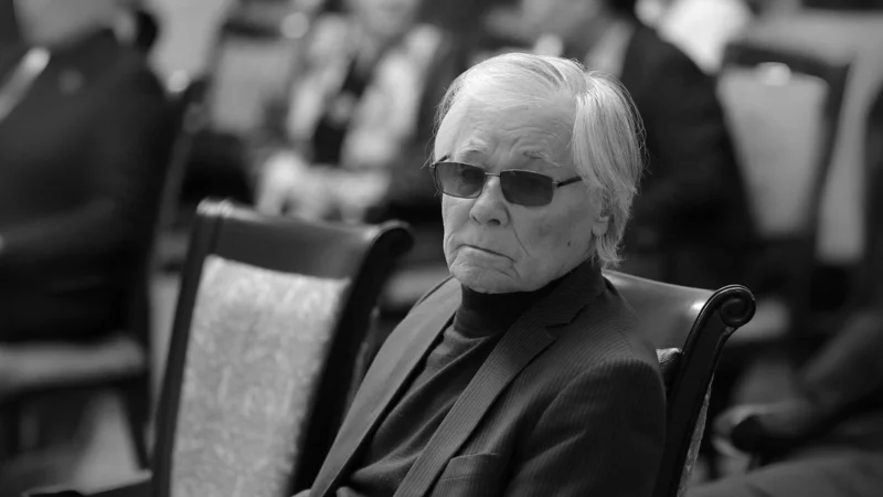 Исраил Сапарбай өмірден өтті