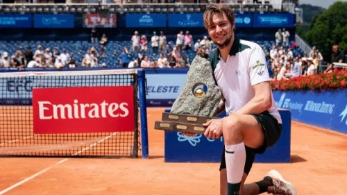 Bublik re-enters ATP’s top-30 following Gstaad crown