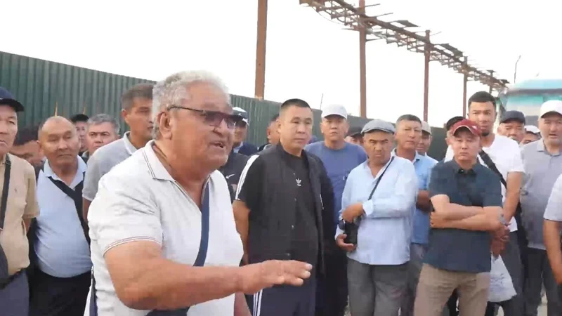 Ақтауда автобус жүргізушілері неліктен желіге шықпағанын айтты