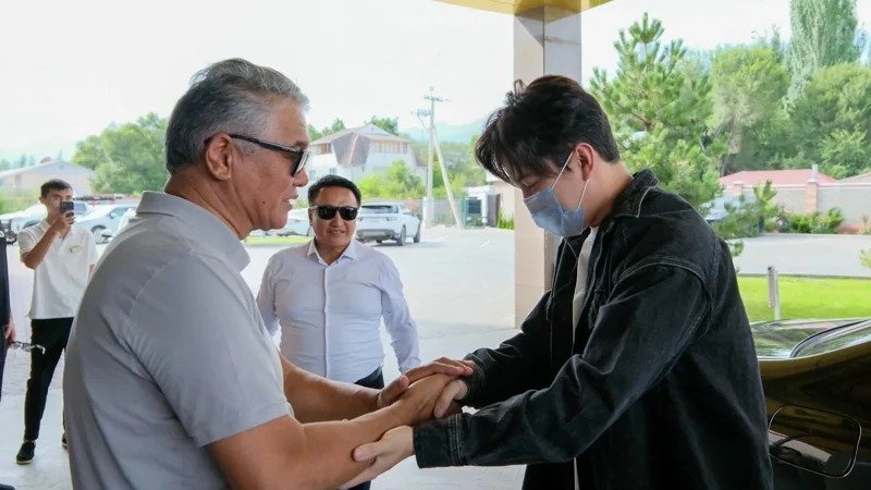 Dimash Qudaibergen World star Dimash arrives in Kyrgyzstan to headline Meikin Asia festival