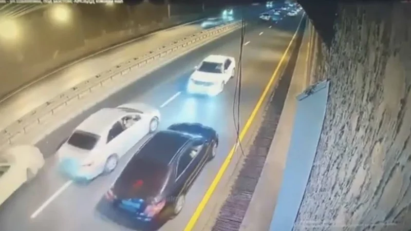 За опасные маневры на дорогах арестовали водителя в Алматы