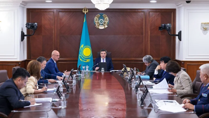 Олжас Бектенов 