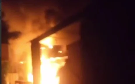 Семью с детьми спасли из огня фельдшеры в области Жетысу 