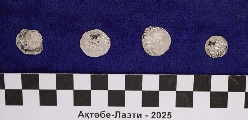 Archeologists discover coins dating back to reign of Mengu-Timur in Atyrau region 