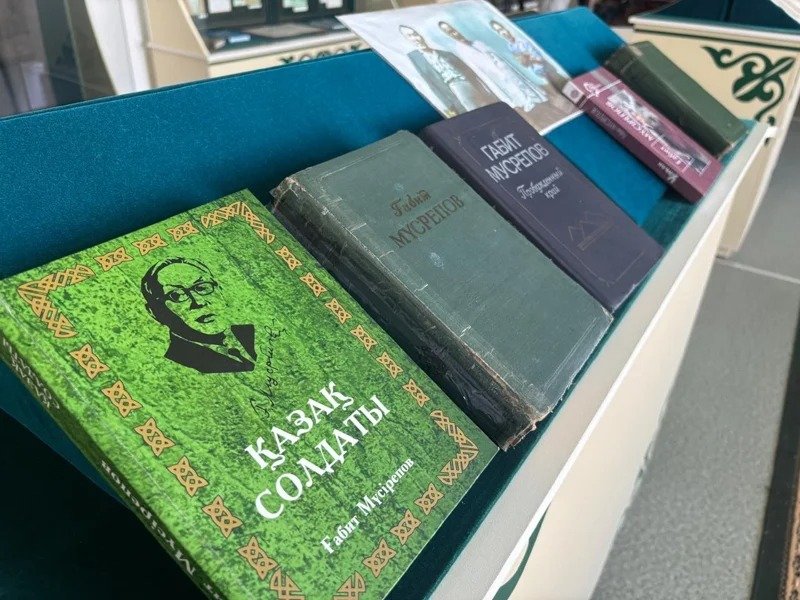 Great Kazakh writers of the late 20th century Gabit Musrepov