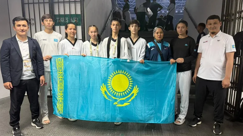 Azııa chempıonaty: Qazaqstandyq taekvondoshylar jeti medal aldy