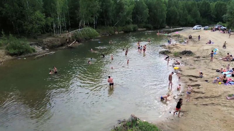Купальный сезон под запретом: в Риддере могут закрыть единственный пляж
