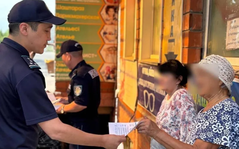 Почему полностью нельзя закрывать лицо: полицейские проводят разъяснительную работу