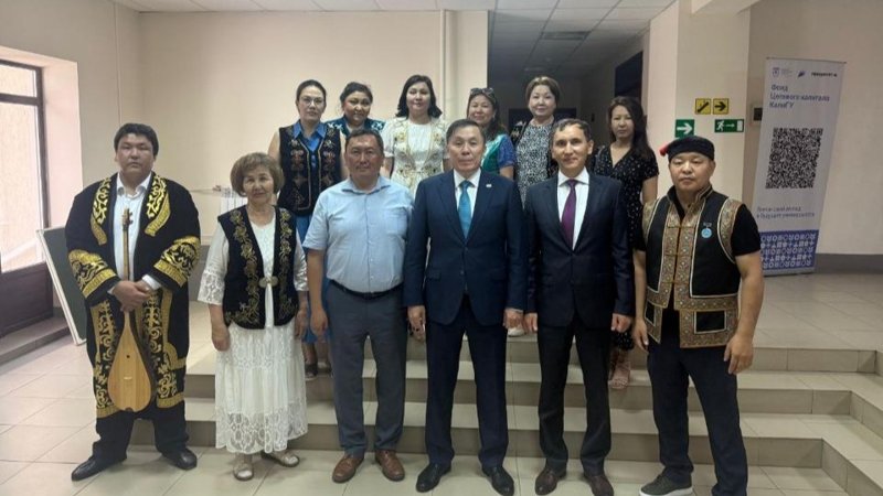 Қазақстан мен Қалмақ Республикаcыөңіраралық серіктестікті тереңдетуге ниетті Қазақстан мен Қалмақ Республикаcыөңіраралық серіктестікті тереңдетуге ниетті