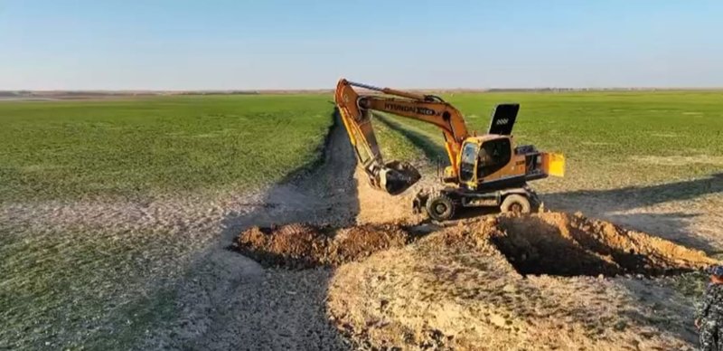 Незаконный отбор воды в Шардаринском водохранилище Незаконный отбор воды в Шардаринском водохранилище