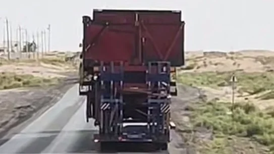 разбитая дорога