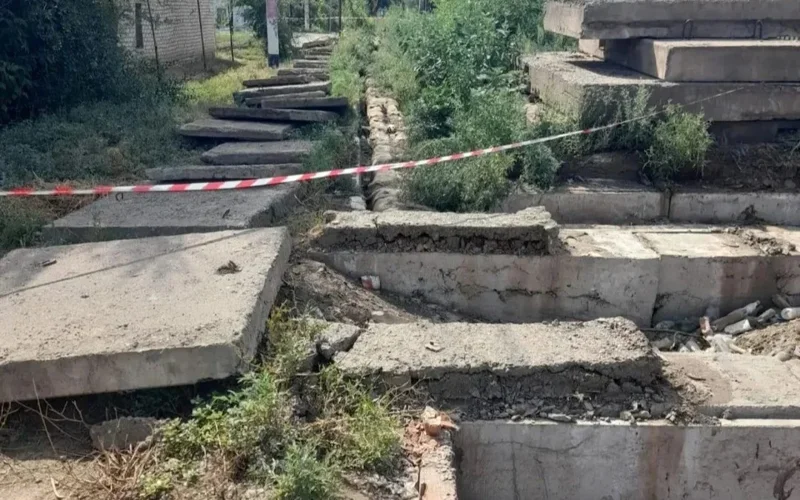 порыв трубы, авария