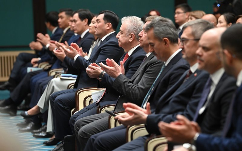 哈土两国总统出席联合新闻发布会 强调多领域合作前景 哈土两国总统出席联合新闻发布会 强调多领域合作前景