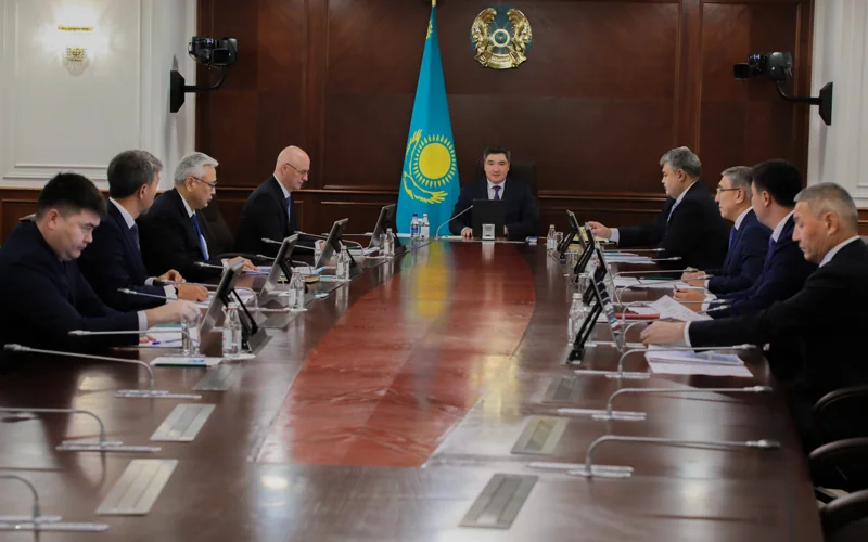 Еңбек адамының абырой-беделін арттыруға ерекше көңіл бөлу керек — Олжас Бектенов 