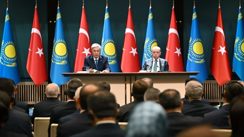 Касым-Жомарт Токаев и Реджеп Тайип Эрдоган провели брифинг для представителей СМИ