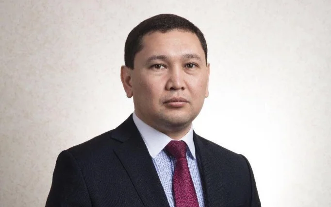 Ерлан Сембекұлы АБСАТОВ