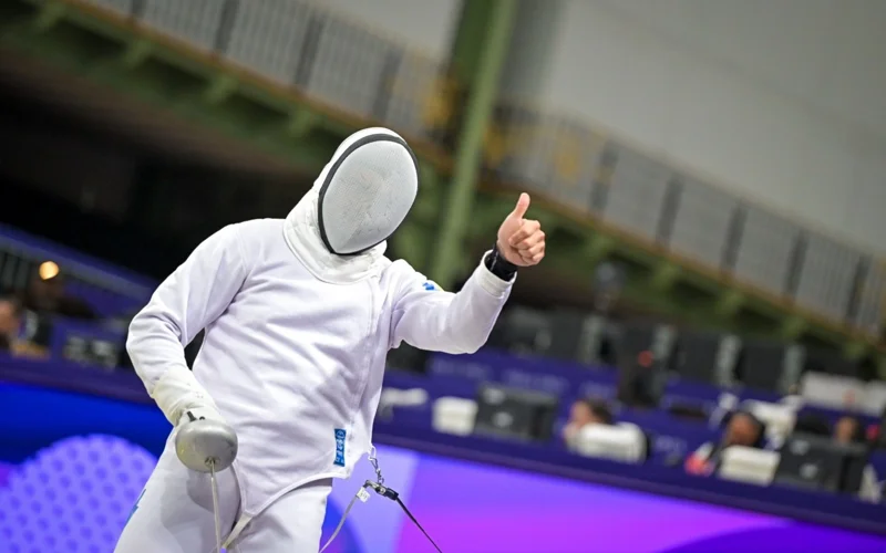 Казахстанские шпажисты вышли в полуфинал чемпионата мира