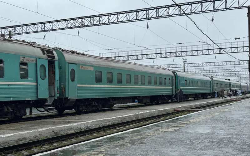 Поезд/рельс/темір жол