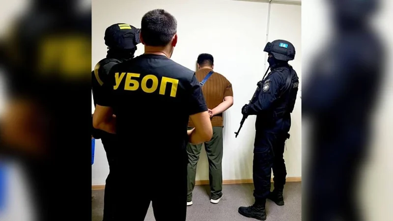 Житель Костаная подозревается в вымогательстве денег у студентов