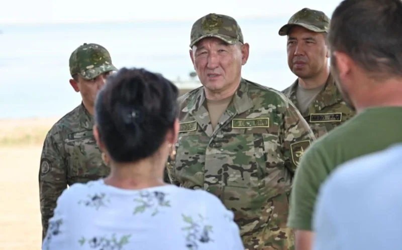 Қорғаныс министрі: Бастысы — экипаждың жайын анықтау әрі туыстарына қолдау көрсету