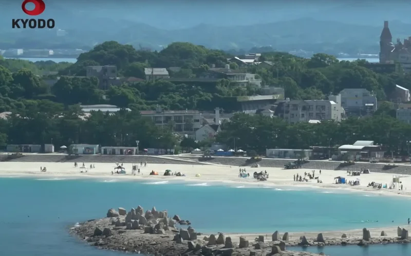Tsunami as high as 1 meter hits Japan after M8.8 quake off Russia's Kamchatka