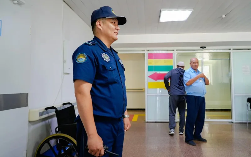 Endi polıtsııa aýrýhanalardy táýlik boıy kúzetedi