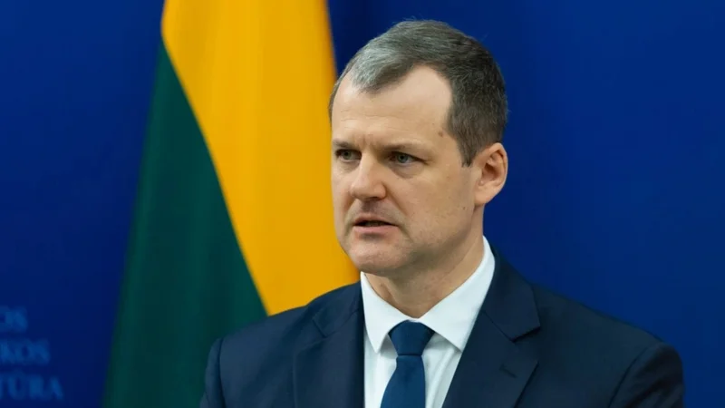 Премьер-министр Литвы подал в отставку после коррупционного скандала