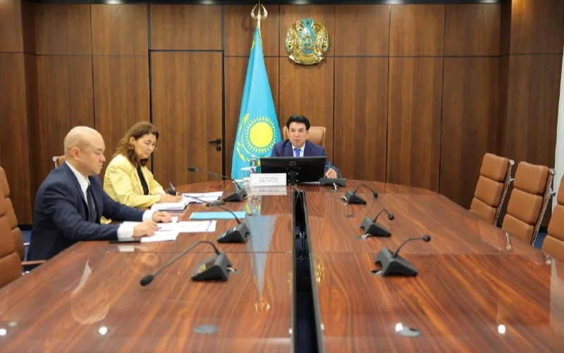 Министр просвещения поручил завершить назначения директоров казахстанских школ в августе