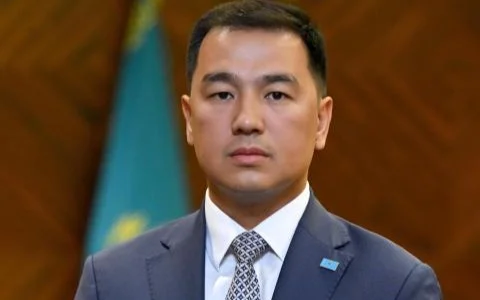 Мейрлан Раханов 