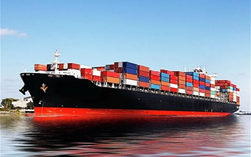 Азербайджан и Иран возобновили коммерческое судоходство в Каспийском море