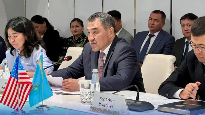 Qazaqstan men AQSh sý tasqynyn boljaıtyn ozyq tehnologııalardy engizý máselesin talqylady