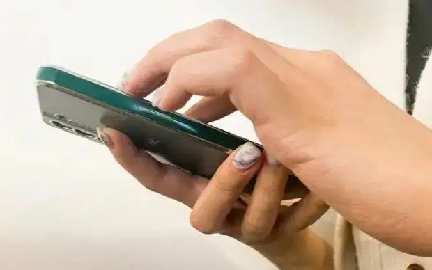 Smartfondar men ozyq tehnologııalar arqyly tyńshylyq jasaý múmkin be — sarapshy jaýaby Smartfondar men ozyq tehnologııalar arqyly tyńshylyq jasaý múmkin be — sarapshy jaýaby