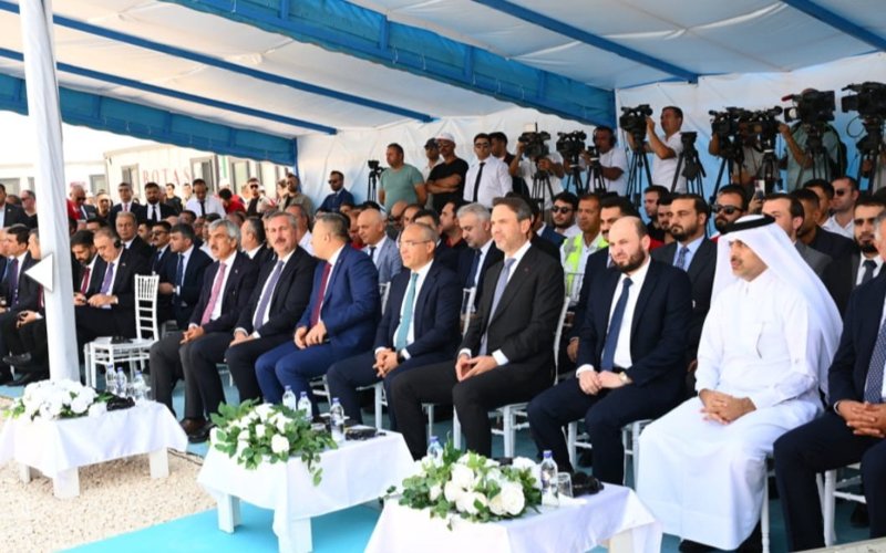 Азербайджан начал поставлять газ через Турцию в Сирию Азербайджан начал поставлять газ через Турцию в Сирию