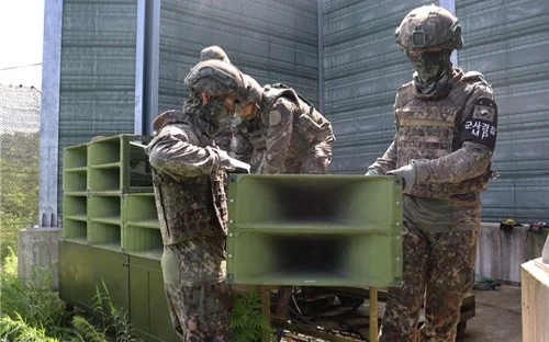 South Korea dismantles anti-North Korea loudspeakers along border