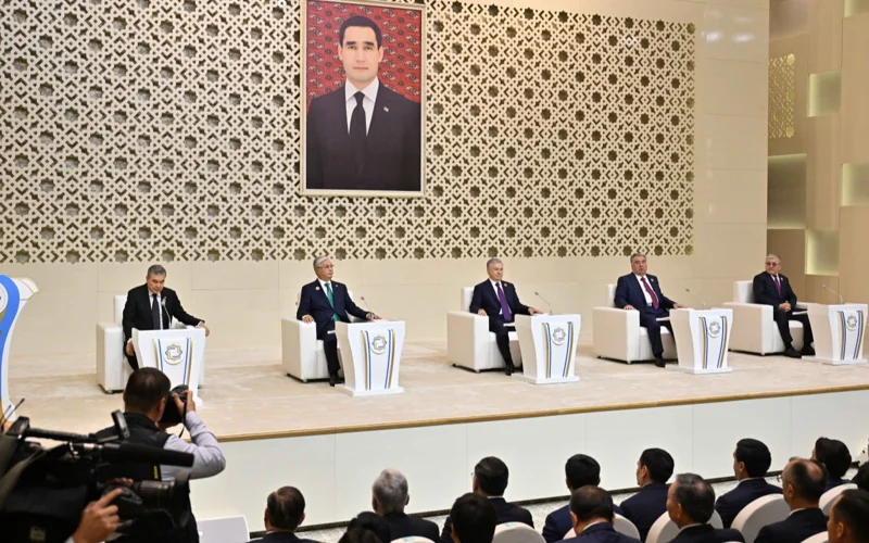 Президент Орталық Азия мемлекеттері басшыларының бейресми кездесуіне қатысты