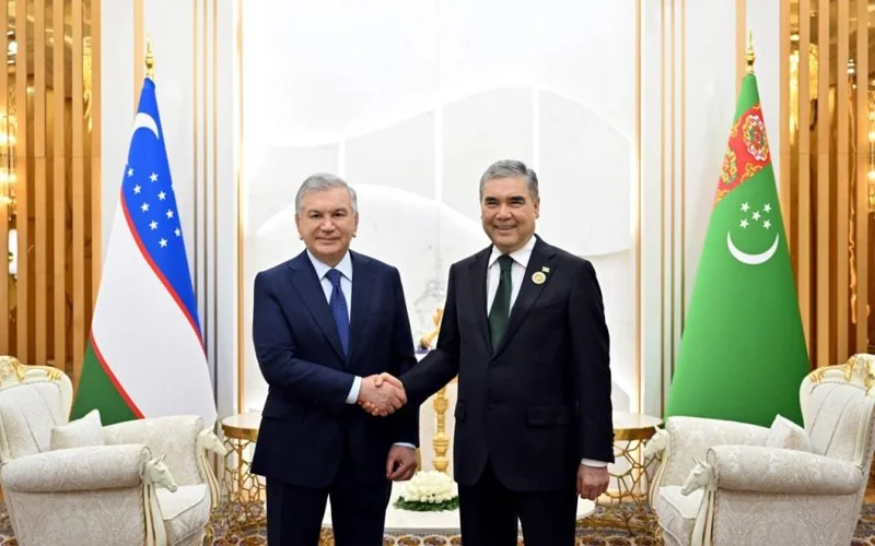 Leaders of Uzbekistan and Turkmenistan discuss current issues on the bilateral agenda