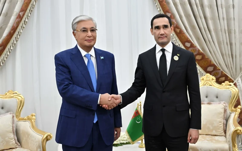 Мемлекет басшысы Түрікменстан президенті Сердар Бердімұхамедовпен кездесті