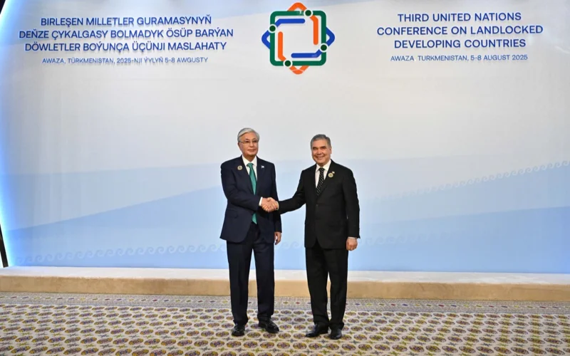 Касым-Жомарт Токаев прибыл в конгресс-центр «Аваза»