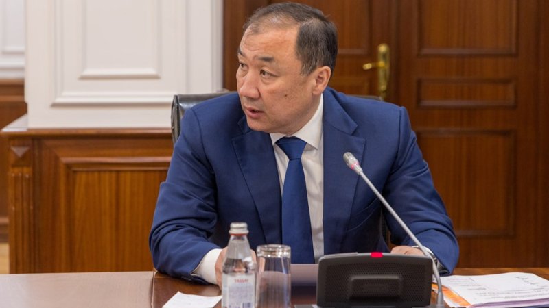 Премьер-Министр өткізу пункттеріндегі жұмыстың баяу жүріп жатқанын сынға алды Премьер-Министр өткізу пункттеріндегі жұмыстың баяу жүріп жатқанын сынға алды