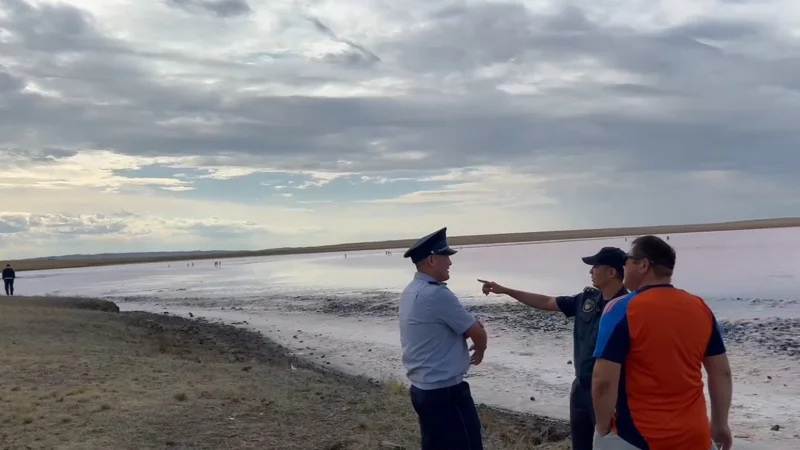 Акмолинские полицейские усилили контроль на озере Кобейтуз