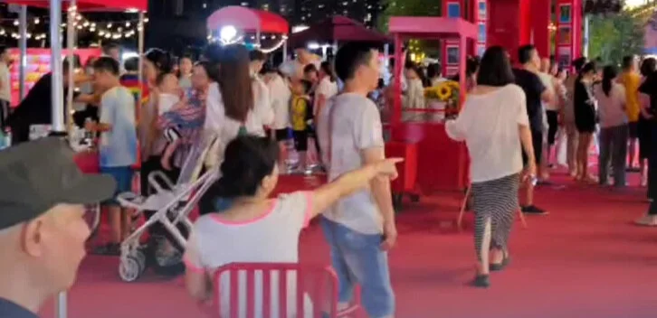 Қытайдың Іле өңірінде аспалы көпір үзіліп, 5 көз жұмды