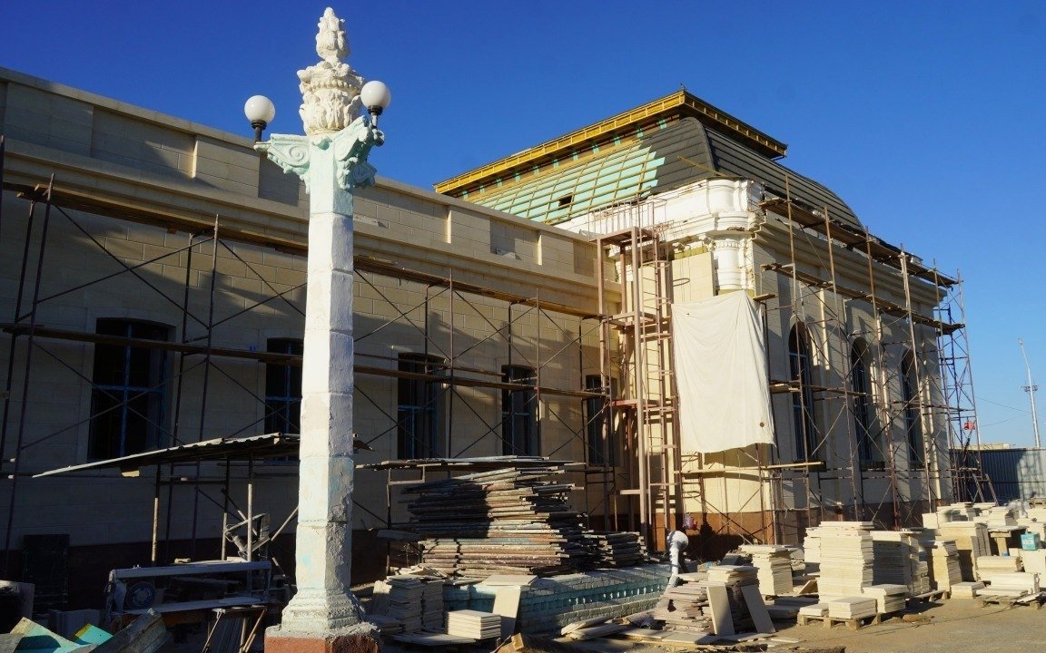 Порно дәрігер науқасты сипады