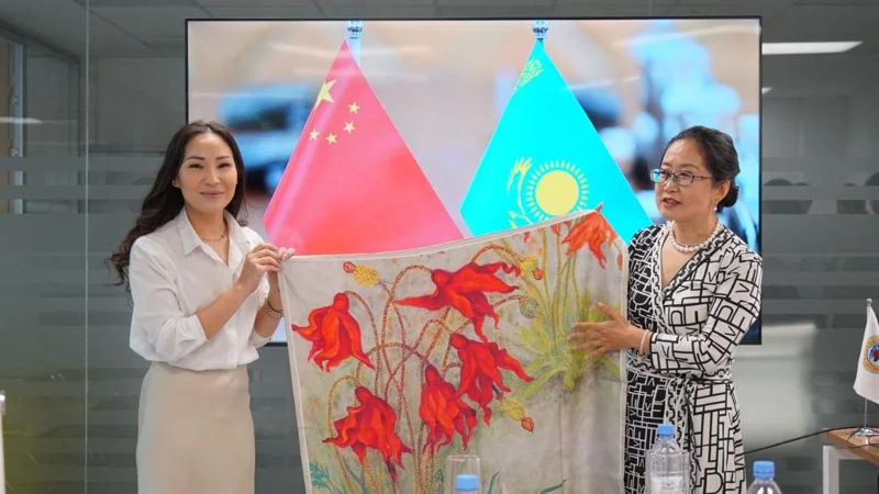 中国青海省代表团访问阿拉木图 共商旅游及山区基础设施发展